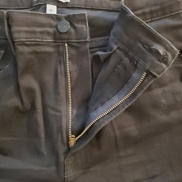 FRAME | Ali High Rise Cigarette Skinny Jeans in Black (Size 31) - Picture 5 of 10